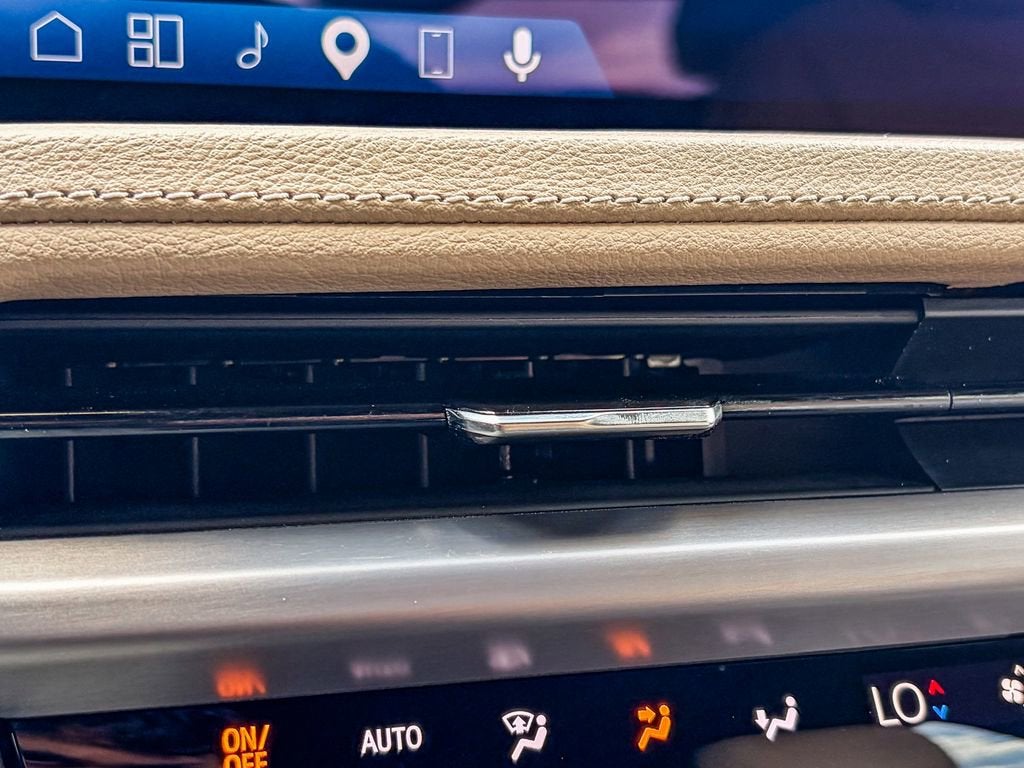 2023 Cadillac XT6 Luxury