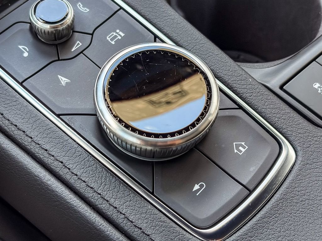 2023 Cadillac XT6 Luxury