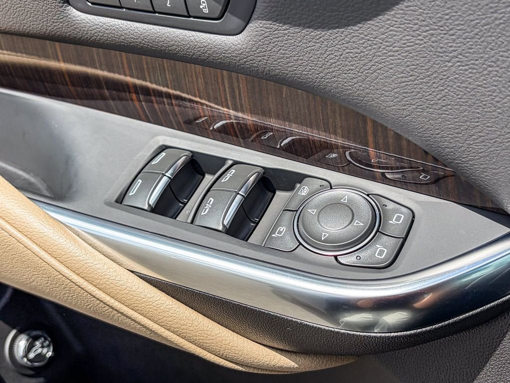 2023 Cadillac XT6 Luxury