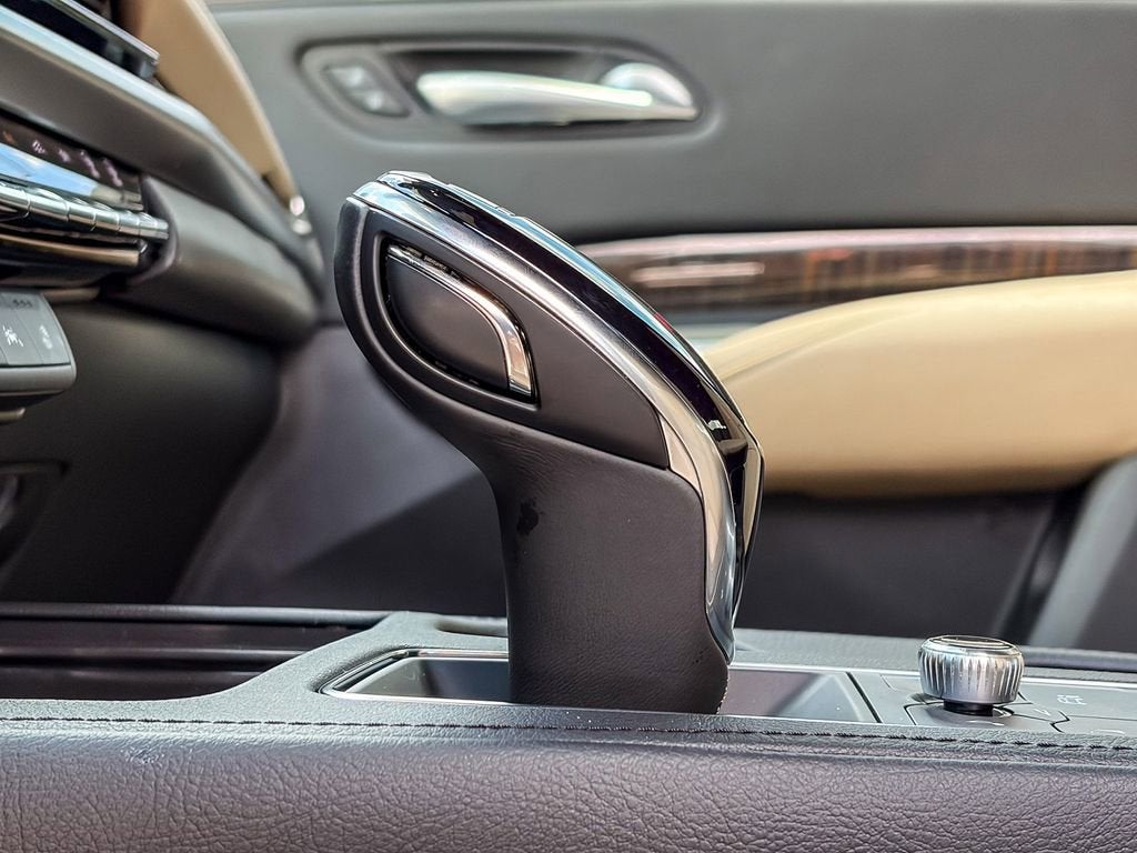 2023 Cadillac XT6 Luxury