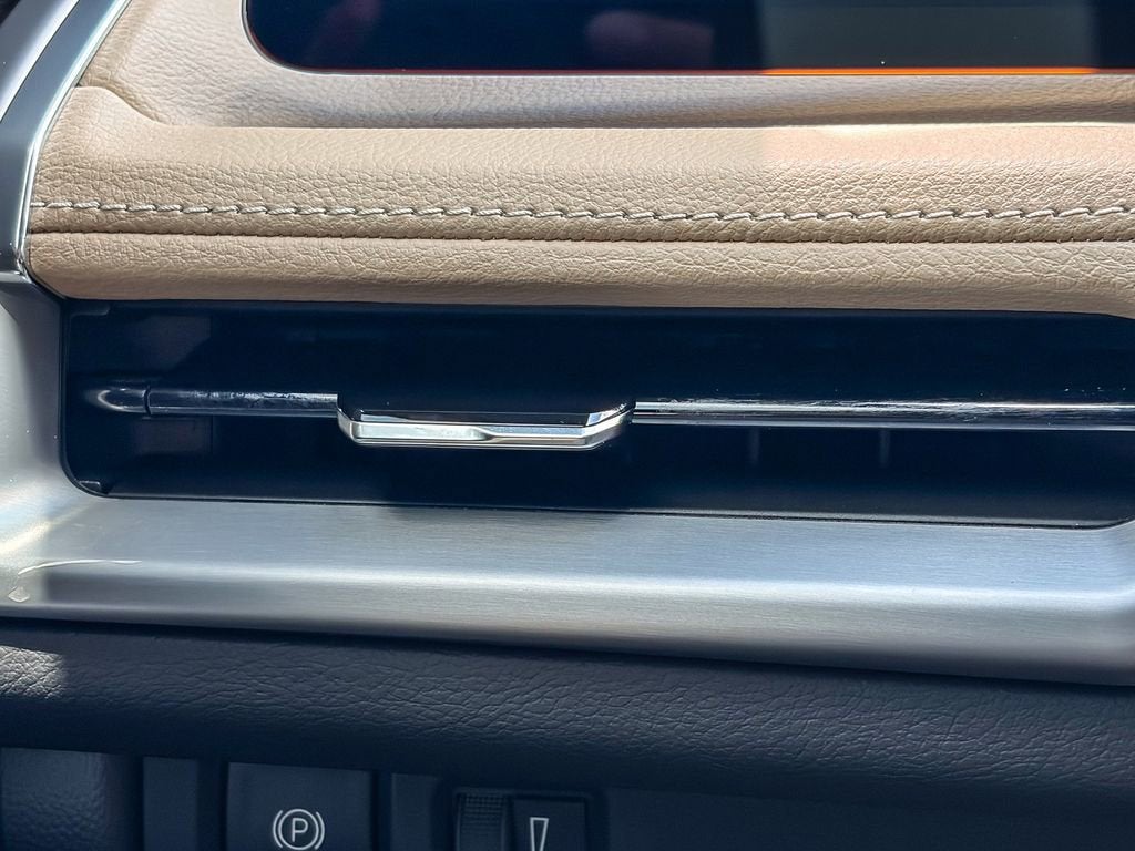 2023 Cadillac XT6 Luxury