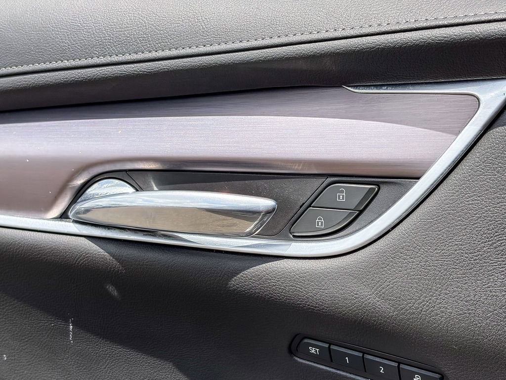 2023 Cadillac XT6 Luxury