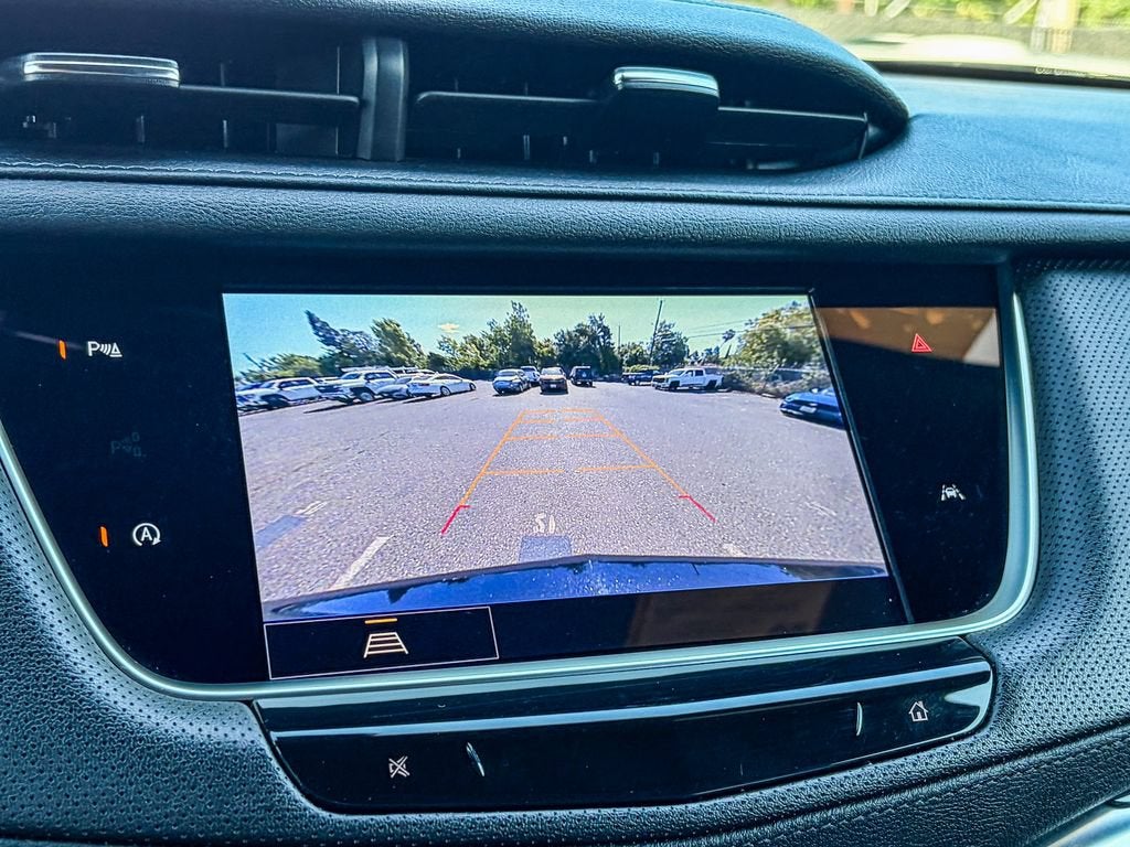 2024 Cadillac XT6 Luxury