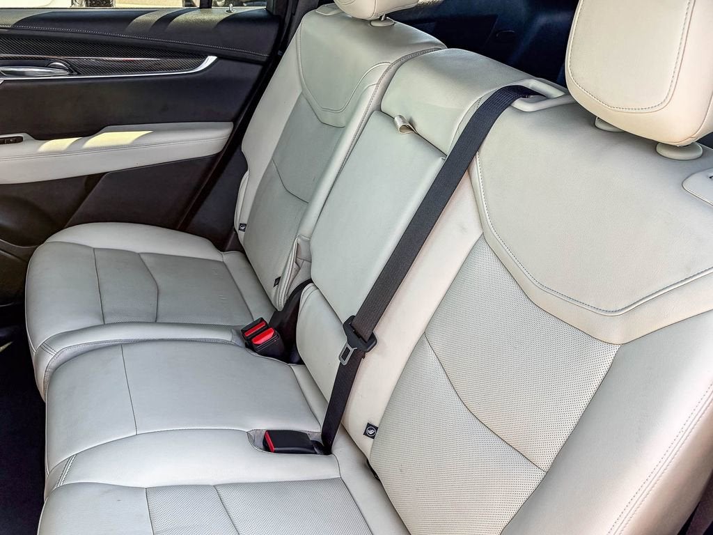 2023 Cadillac XT6 Sport