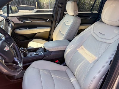 2023 Cadillac XT6 Sport
