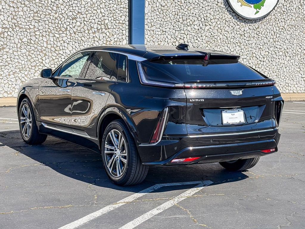 2025 Cadillac LYRIQ Luxury 1