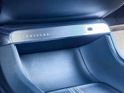 2025 Cadillac LYRIQ Luxury 1