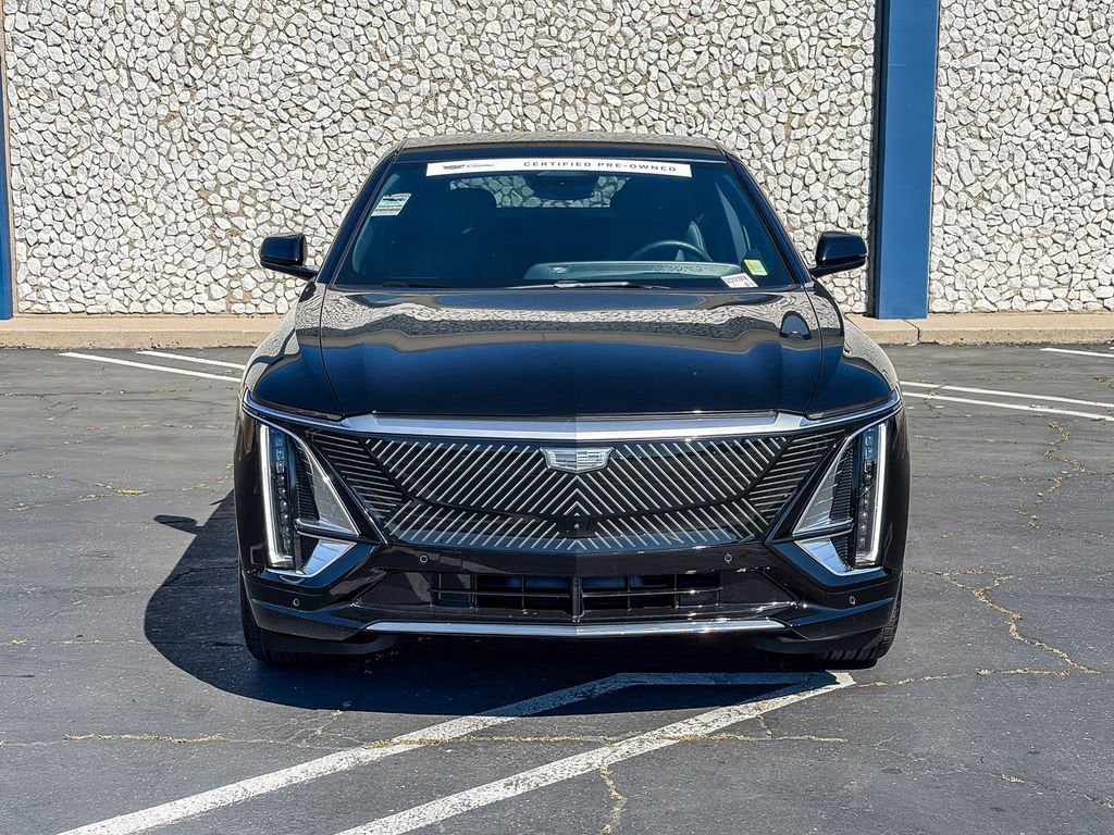 2025 Cadillac LYRIQ Luxury 1