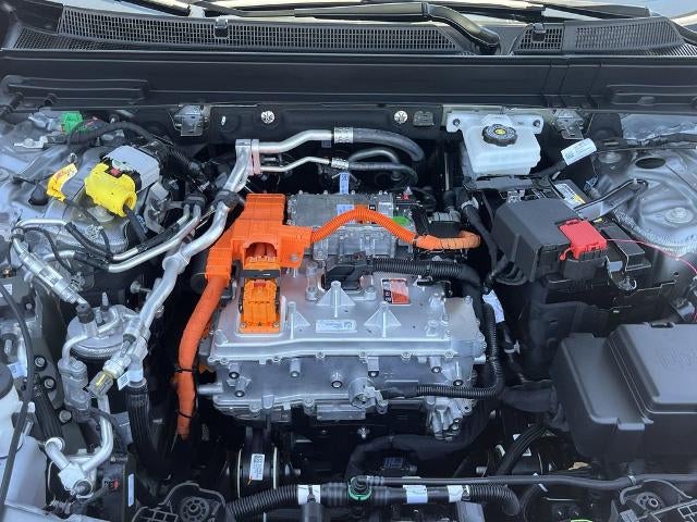 2025 Cadillac LYRIQ Luxury 1