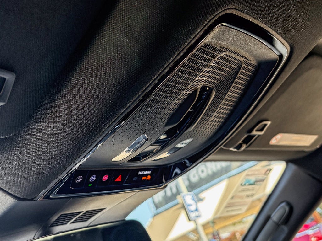 2025 Cadillac LYRIQ Luxury 1