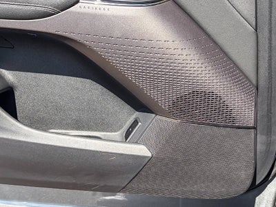 2025 Cadillac LYRIQ Luxury 1