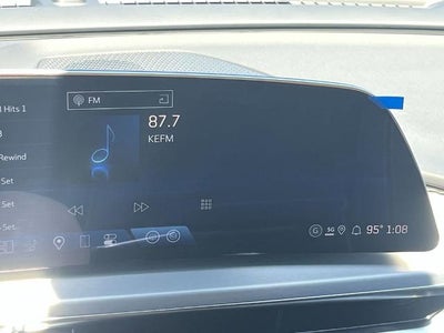 2025 Cadillac LYRIQ Luxury 1