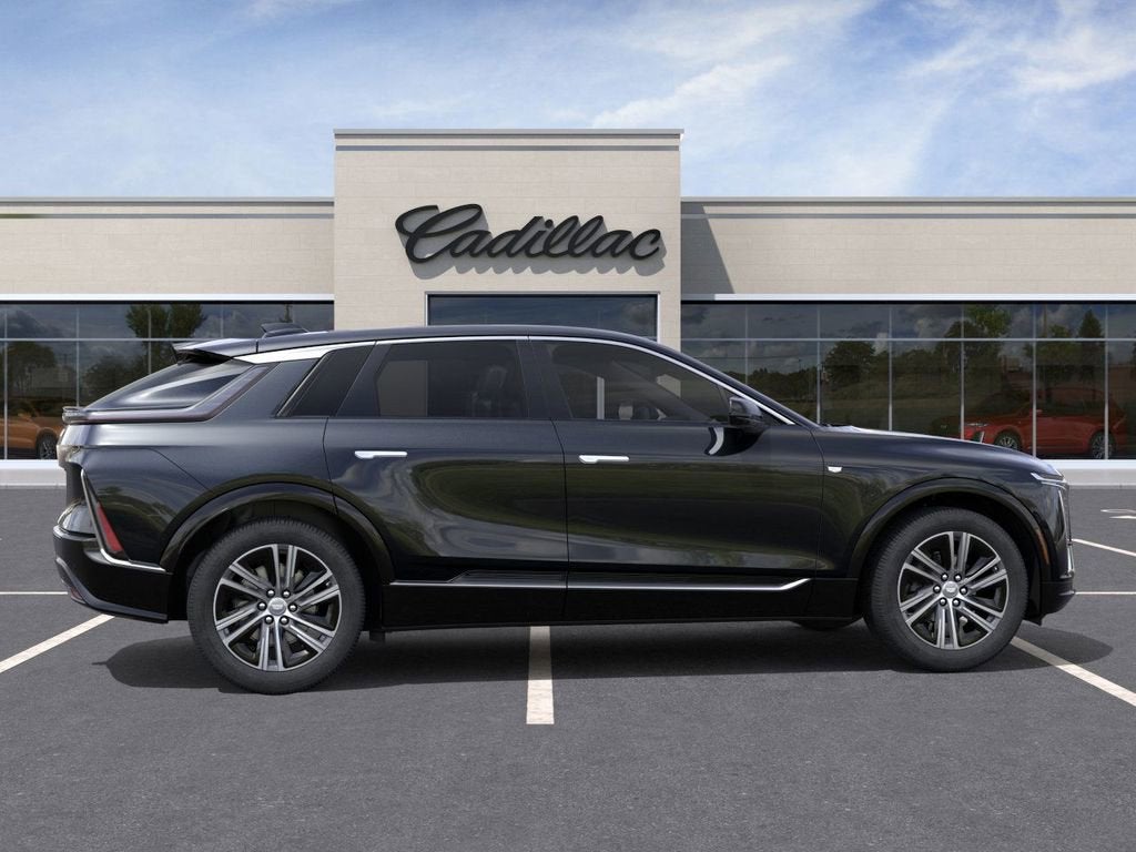 2025 Cadillac LYRIQ Luxury 1