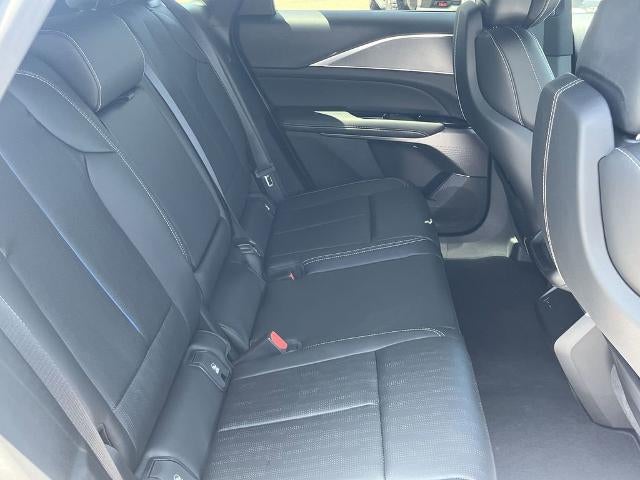 2025 Cadillac LYRIQ Luxury 1