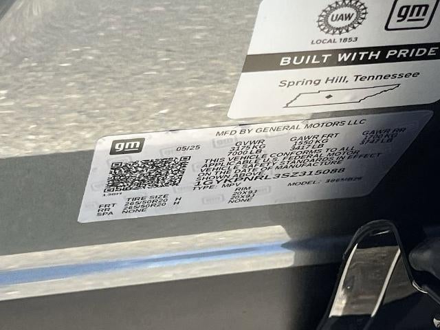 2025 Cadillac LYRIQ Luxury 1