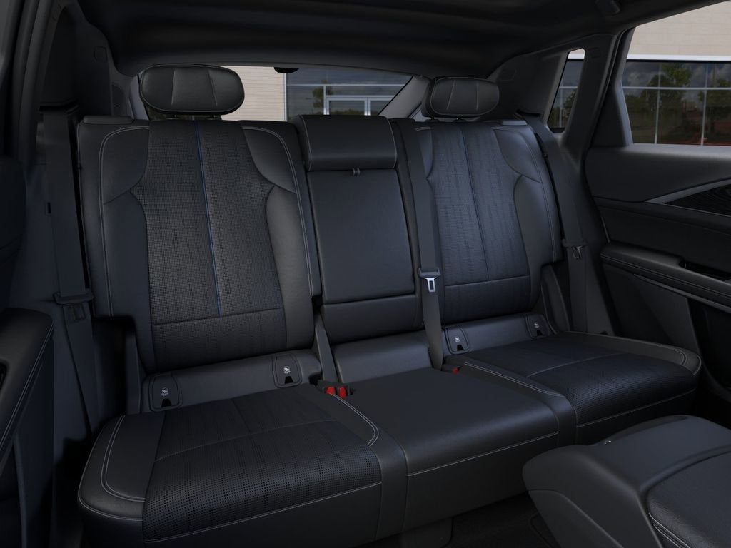 2025 Cadillac LYRIQ Luxury 1