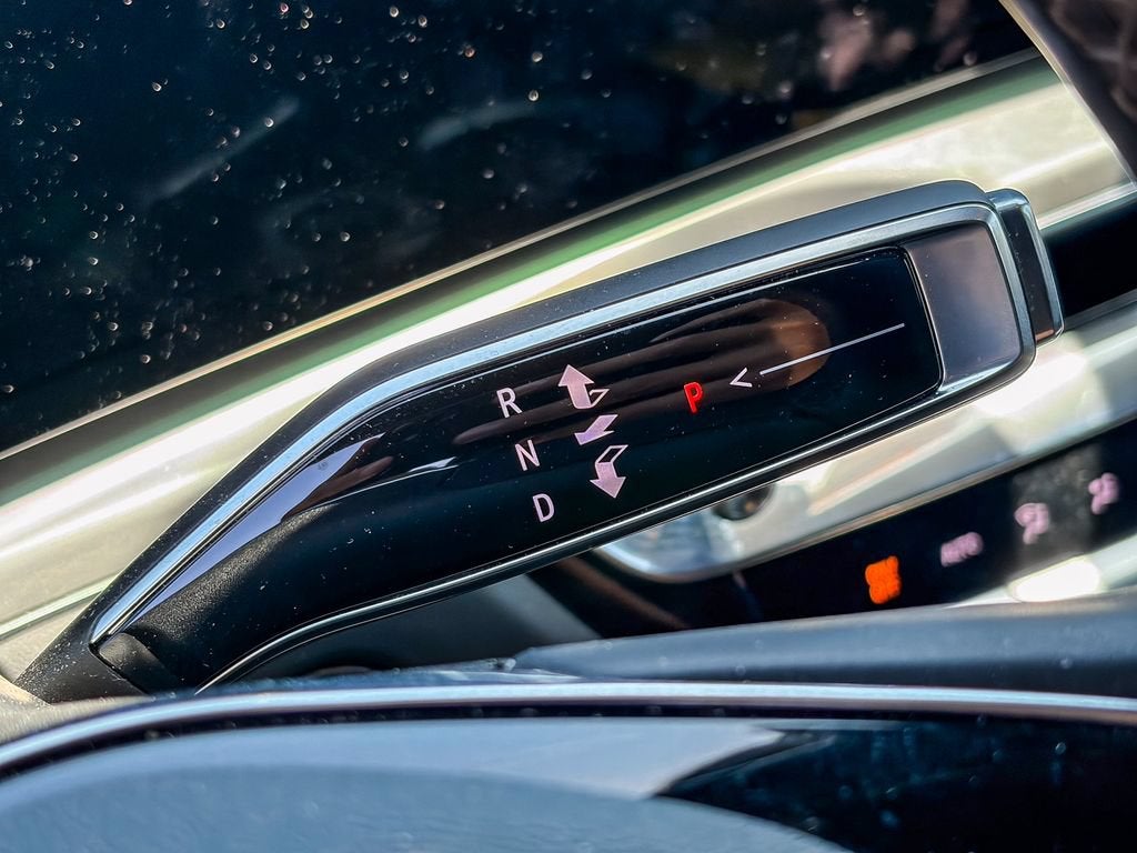 2024 Cadillac LYRIQ Luxury 1