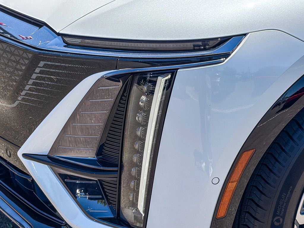 2024 Cadillac LYRIQ Sport 1