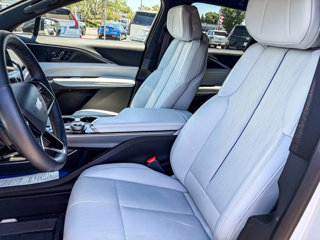 2024 Cadillac LYRIQ Sport 1
