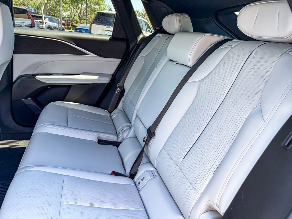 2024 Cadillac LYRIQ Sport 1