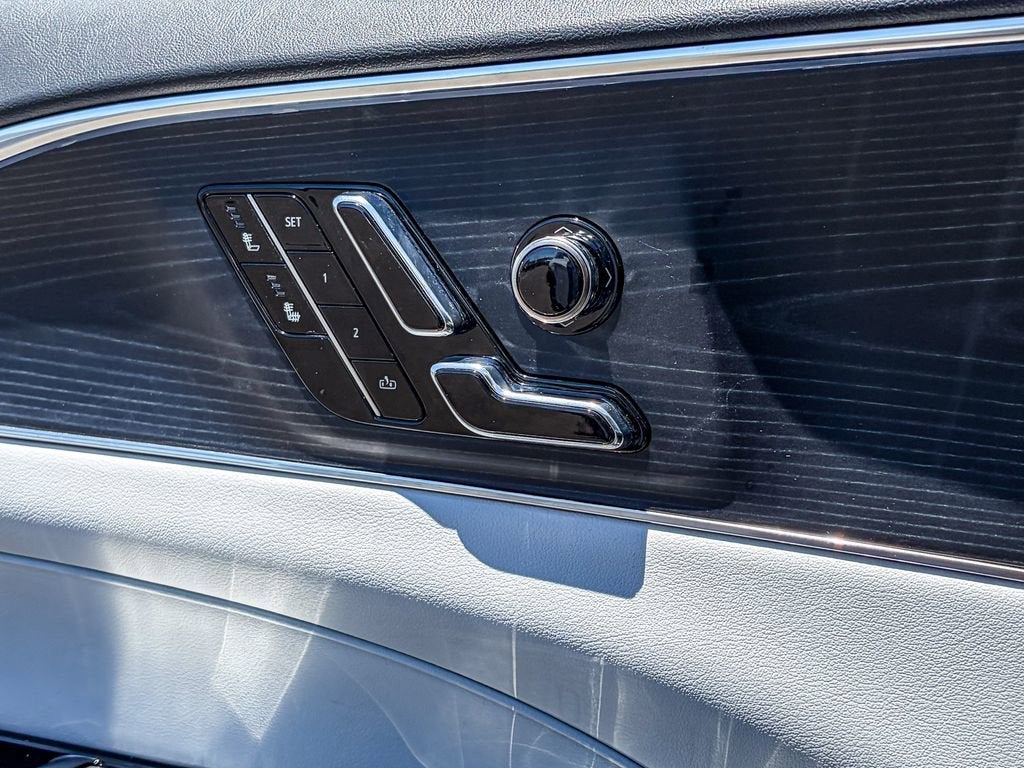 2024 Cadillac LYRIQ Sport 1