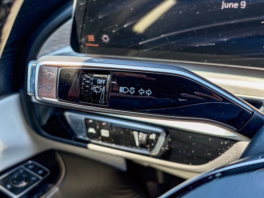 2024 Cadillac LYRIQ Sport 1