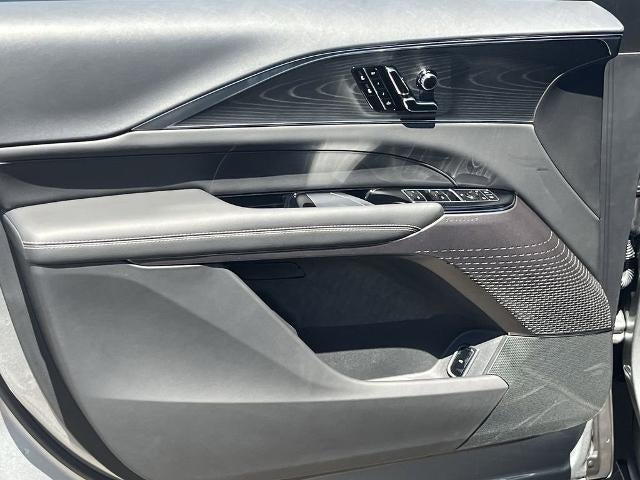 2025 Cadillac LYRIQ Sport 1