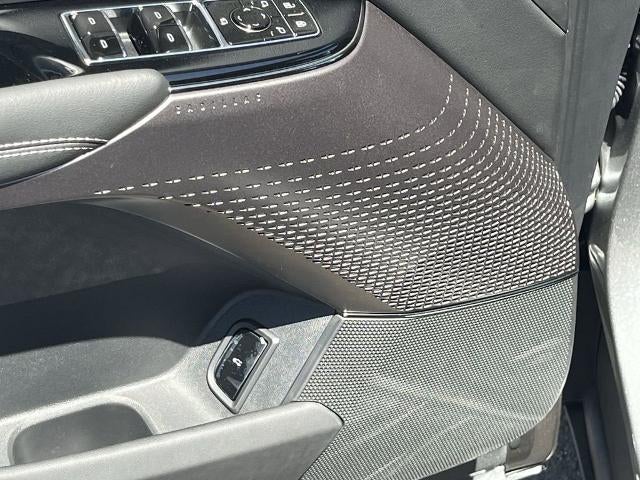 2025 Cadillac LYRIQ Sport 1