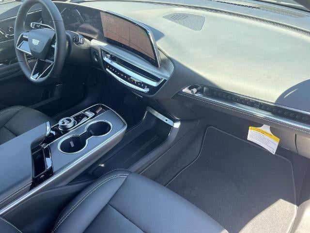 2025 Cadillac LYRIQ Sport 1