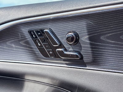2025 Cadillac LYRIQ Sport 1