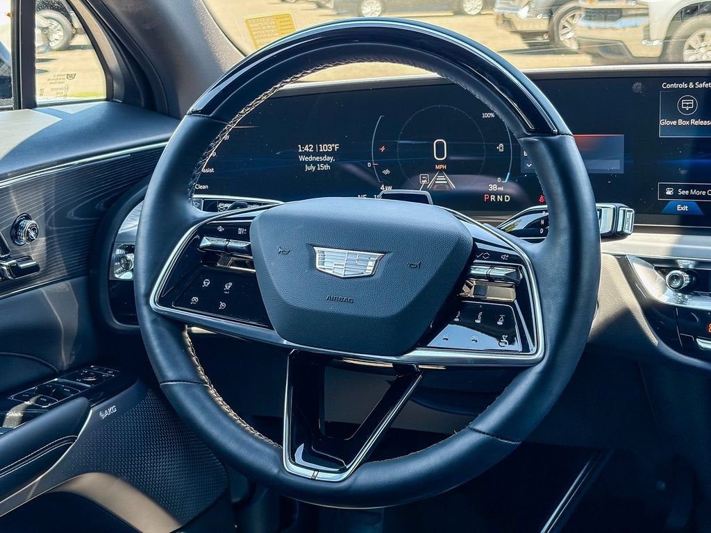 2024 Cadillac LYRIQ Sport 3