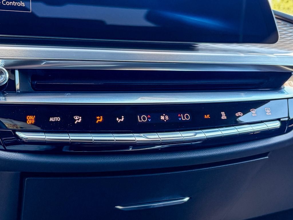 2024 Cadillac LYRIQ Sport 3