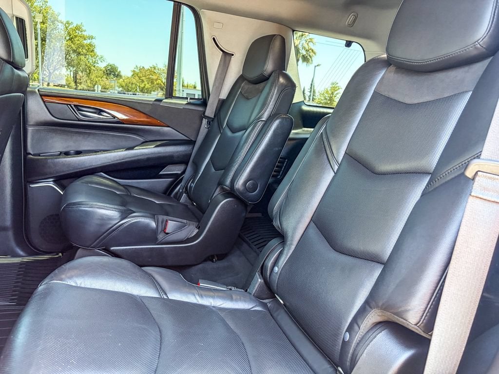 2020 Cadillac Escalade Luxury