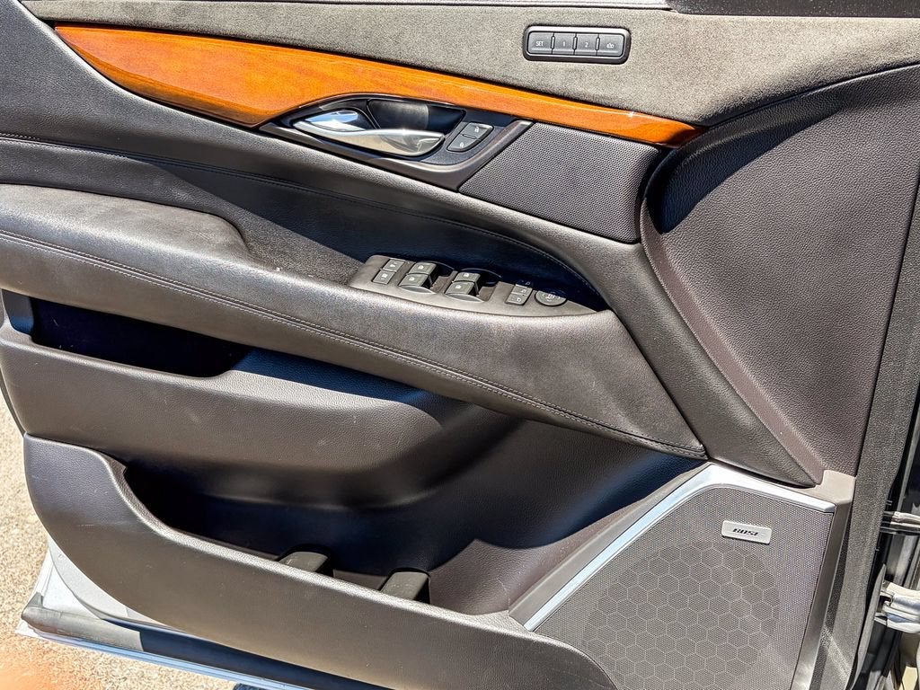2020 Cadillac Escalade Luxury