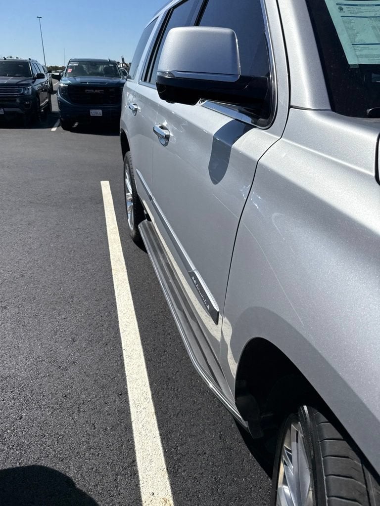 2020 Cadillac Escalade Luxury