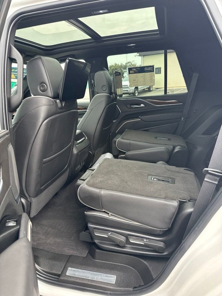 2023 Cadillac Escalade Premium Luxury