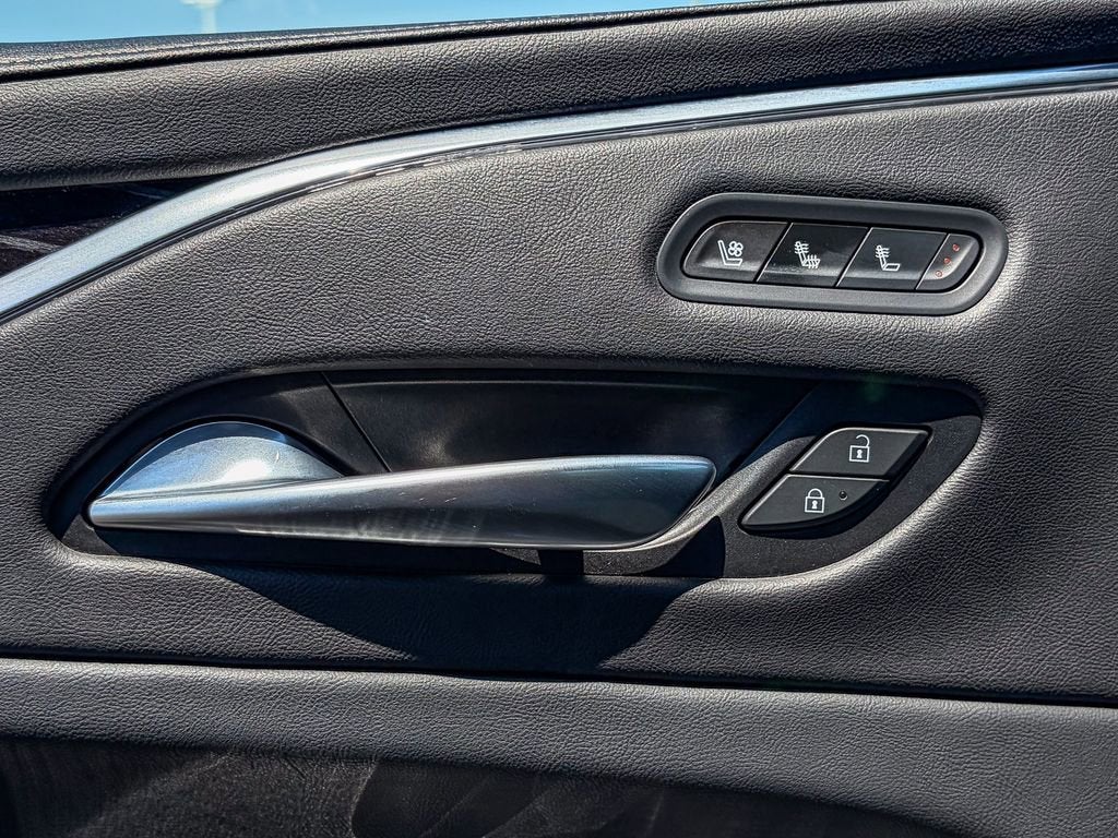 2023 Cadillac Escalade Sport
