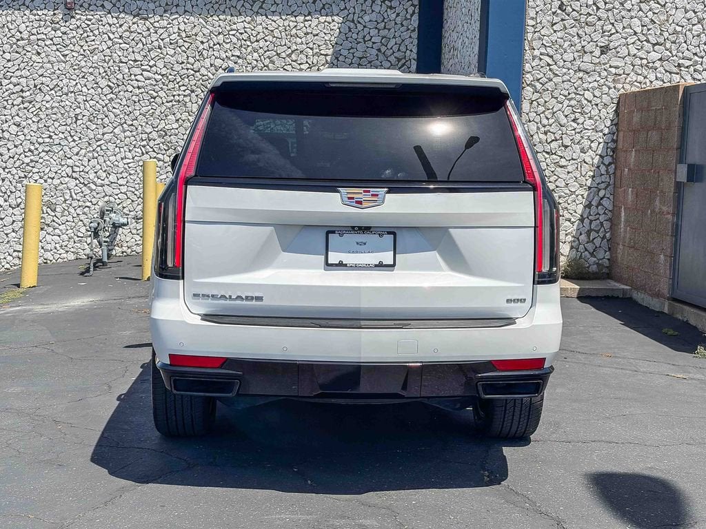 2022 Cadillac Escalade Sport