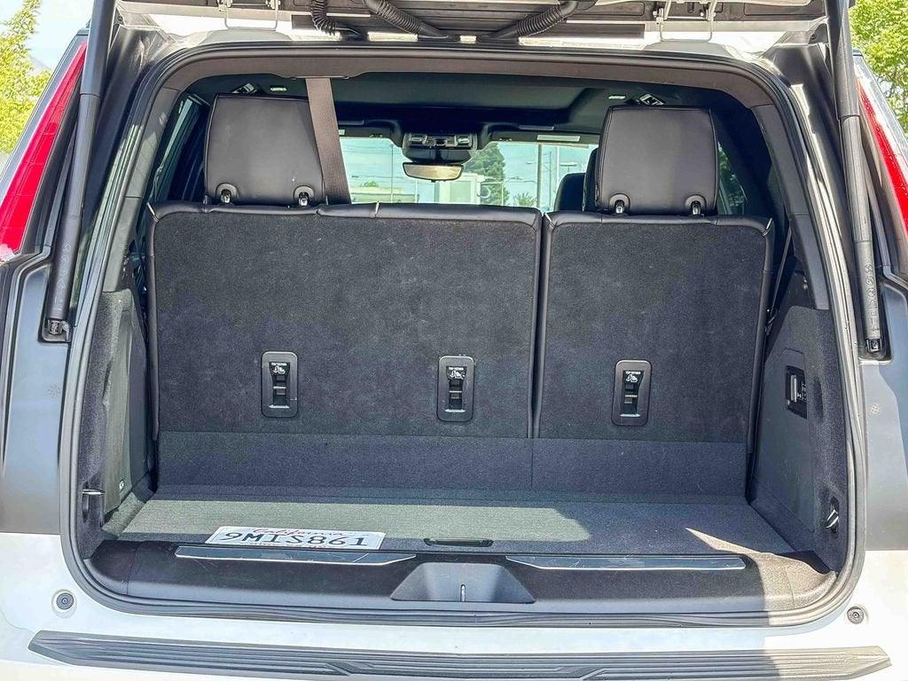 2022 Cadillac Escalade Sport