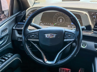 2023 Cadillac Escalade Sport