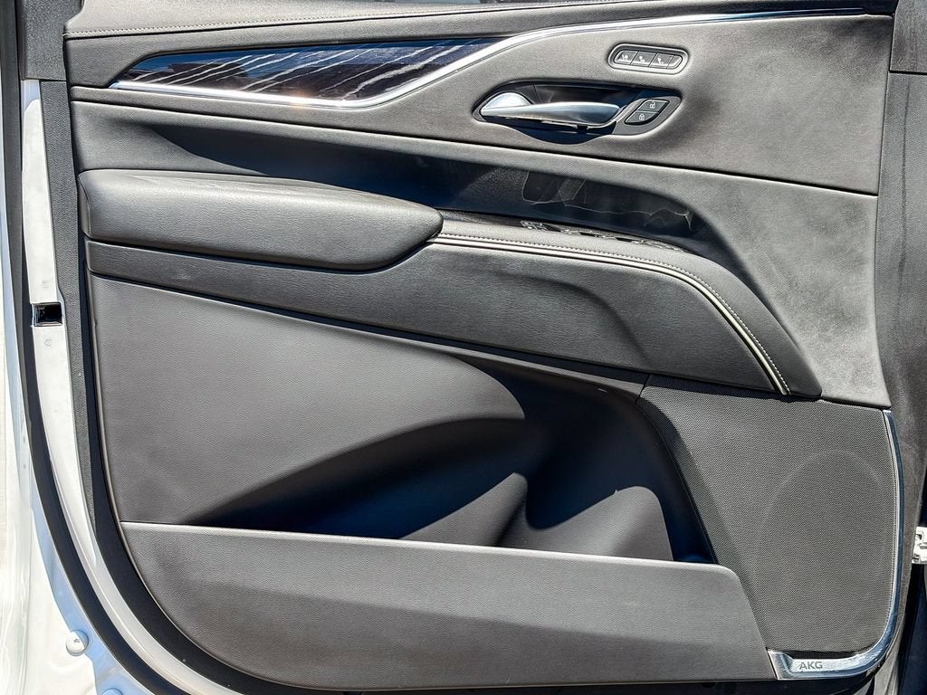 2023 Cadillac Escalade Sport