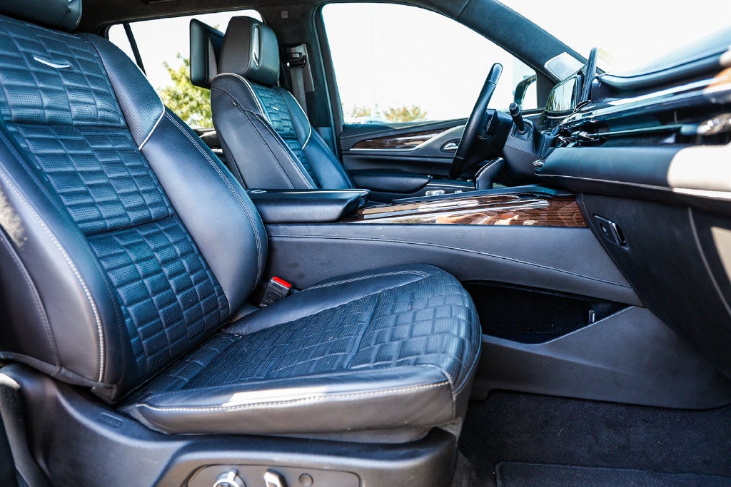 2023 Cadillac Escalade 4WD Sport Platinum