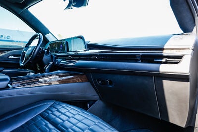 2023 Cadillac Escalade 4WD Sport Platinum
