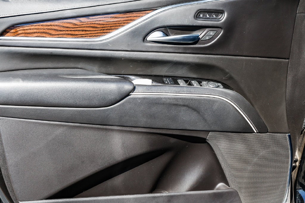 2023 Cadillac Escalade 4WD Sport Platinum