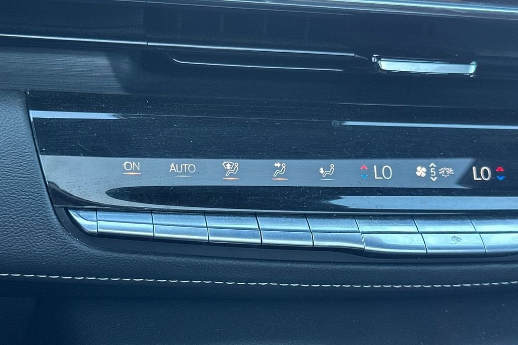 2021 Cadillac Escalade ESV Premium Luxury