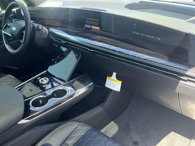 2026 Cadillac ESCALADE IQ Sport