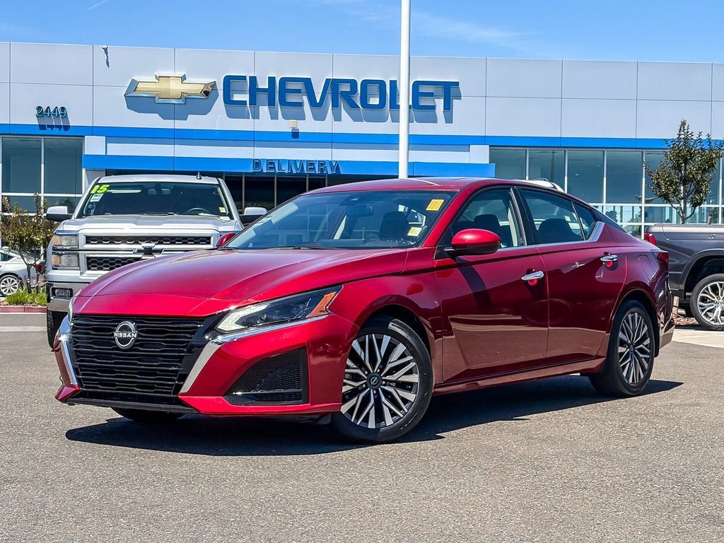 2023 Nissan Altima SV FWD
