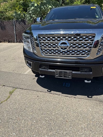 2017 Nissan TITAN XD Platinum Reserve Diesel