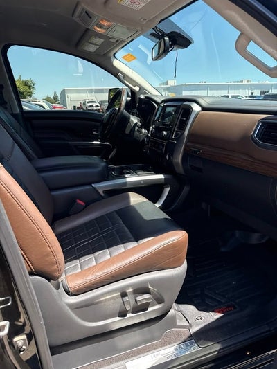 2017 Nissan TITAN XD Platinum Reserve Diesel