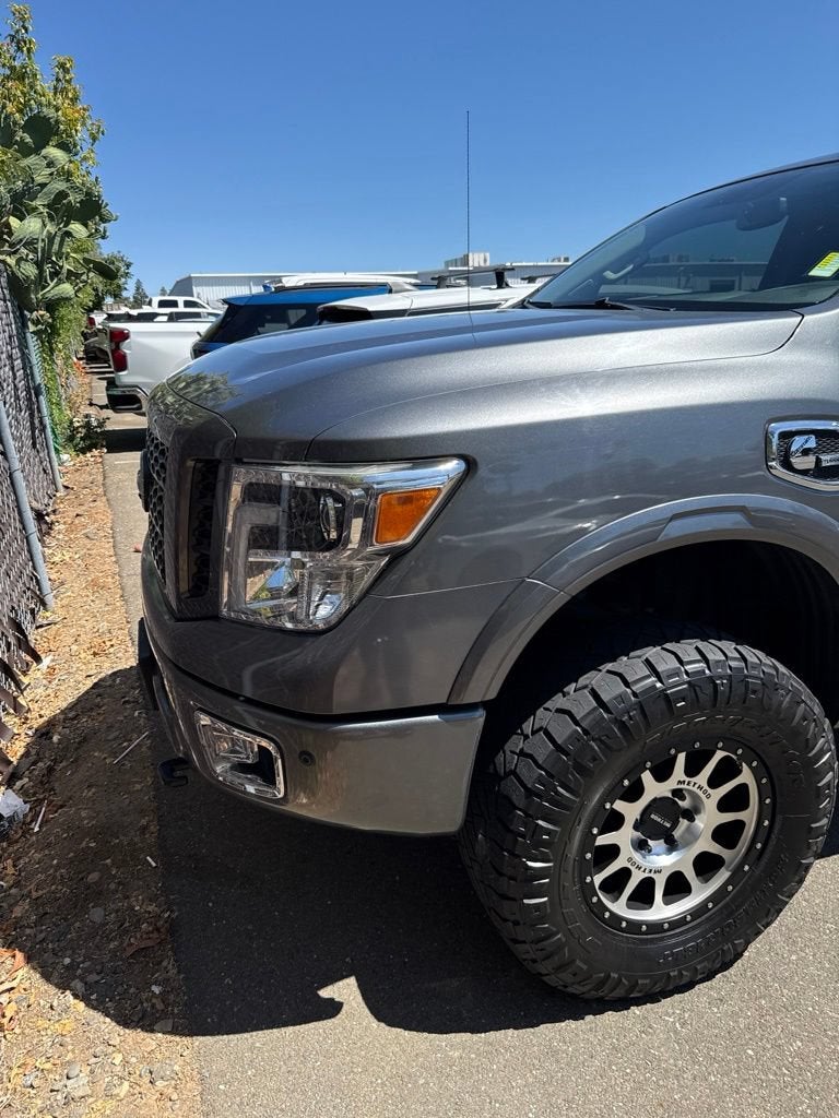2019 Nissan TITAN XD PRO-4X Diesel